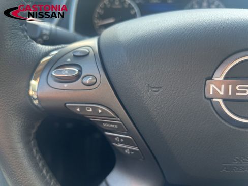 Used 2024 Nissan Murano SV image 47