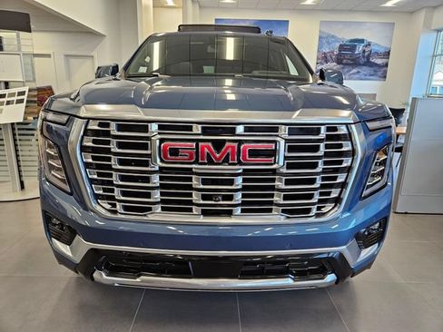 New 2026 GMC Yukon Denali w/ Sun & Power Step Package AWD/4WD image 6