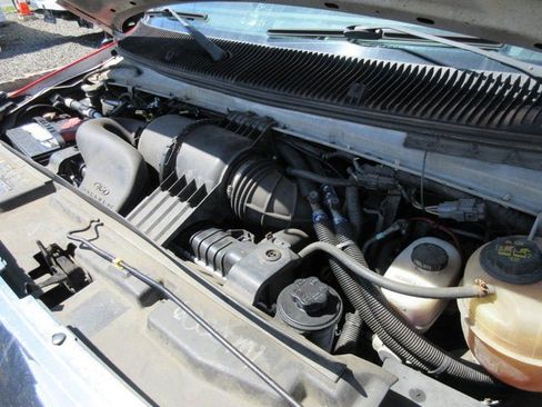 Used 2013 Ford E-350 and Econoline 350 Super Duty Wagon w/ Shuttle Bus Prep Pkg image 23