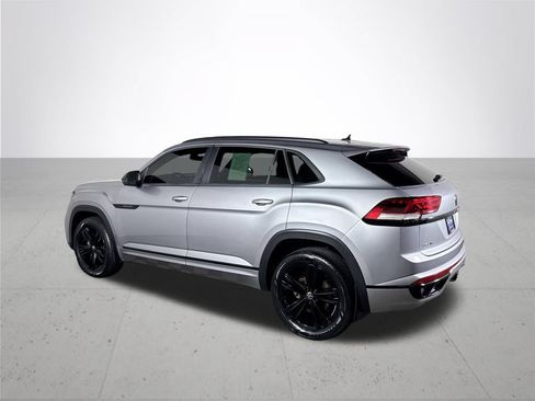 Certified 2023 Volkswagen Atlas Cross Sport SEL R-Line AWD/4WD image 9
