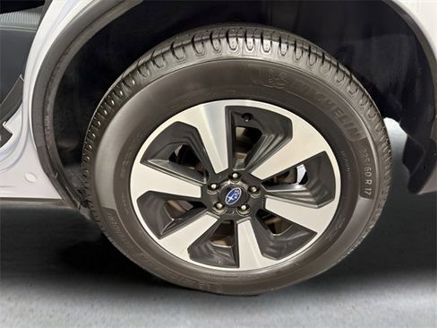 Used 2017 Subaru Forester 2.5i Premium image 37