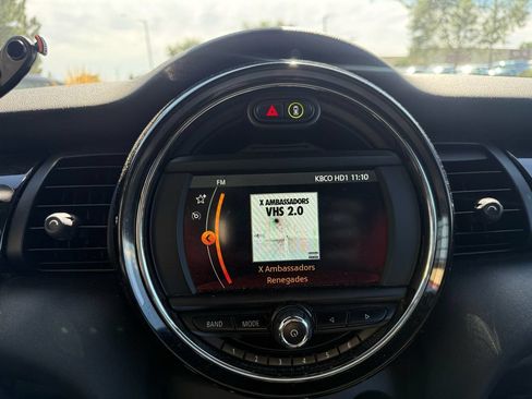 Used 2019 MINI Cooper S w/ Signature Upholstery Package FWD image 42