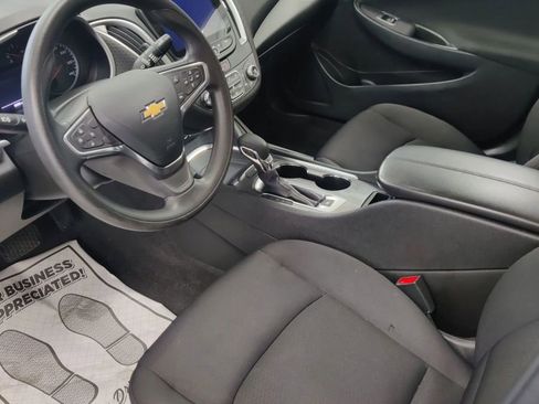 Used 2022 Chevrolet Malibu LT image 11