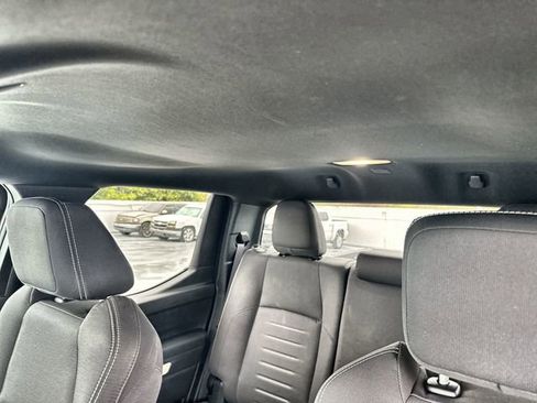 Used 2024 Toyota Tacoma TRD Off-Road image 16