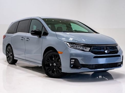 Used 2025 Honda Odyssey Sport-L image 6