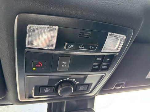 Used 2023 Toyota Tacoma TRD Pro AWD/4WD image 18