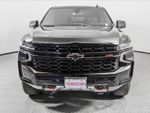 Used 2021 Chevrolet Suburban Z71 w/ Z71 Signature Package AWD/4WD image 12