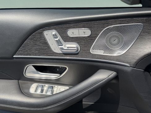 Used 2021 Mercedes-Benz GLE 350 4MATIC image 22