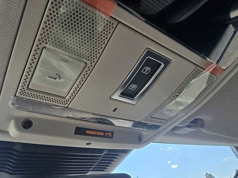 Certified 2024 Land Rover Discovery Sport S image 33