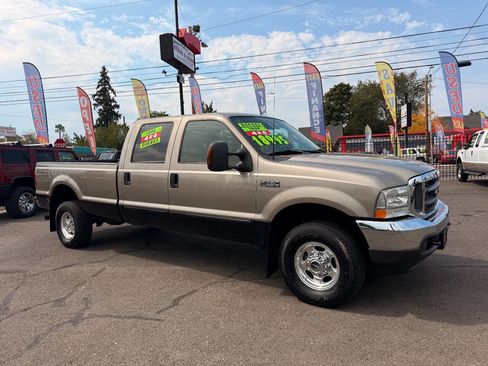 Used 2003 Ford F350 Lariat image 2