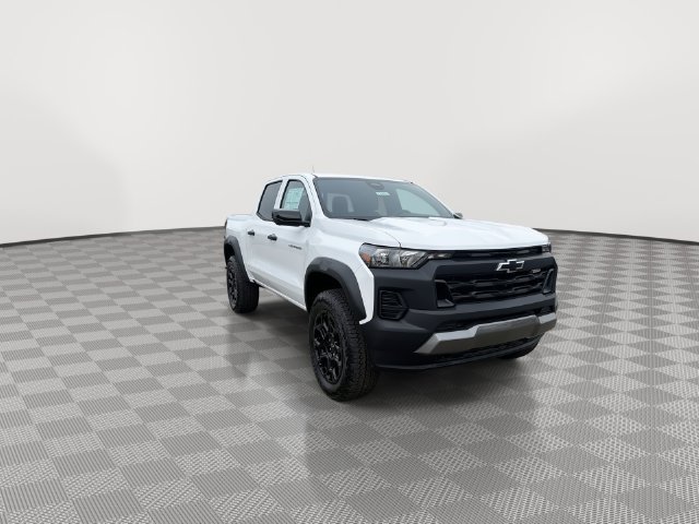 New 2026 Chevrolet Colorado Trail Boss AWD/4WD image 2