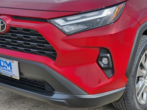 Used 2023 Toyota RAV4 XLE Premium FWD image 10
