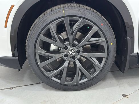 New 2026 Toyota Crown Signia image 24