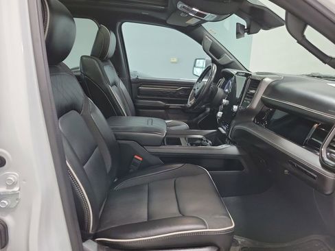 Used 2025 RAM 1500 Limited image 15