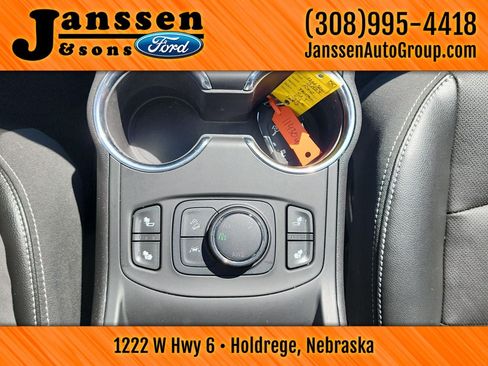 Used 2023 GMC Terrain SLT AWD/4WD image 30