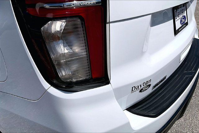 Used 2021 Chevrolet Tahoe RST w/ Luxury Package AWD/4WD image 32