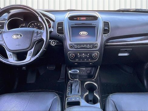 Used 2014 Kia Sorento SX w/ 3rd Row Package image 7