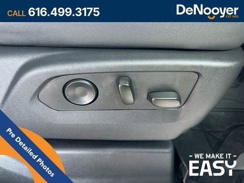 Used 2023 Chevrolet Silverado 1500 ZR2 w/ Technology Package image 21