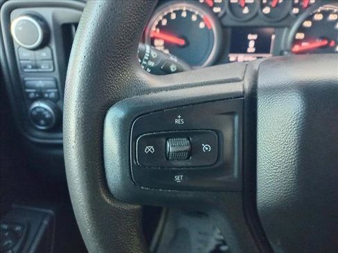 Used 2022 Chevrolet Silverado 1500 Custom image 17
