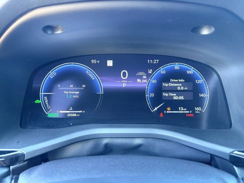 Used 2025 Toyota Camry XSE image 18