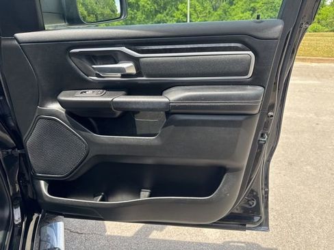 Used 2020 RAM 1500 Big Horn AWD/4WD image 9