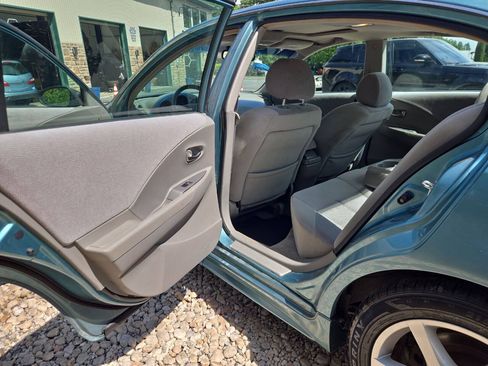 Used 2003 Nissan Altima 3.5 SE FWD image 14