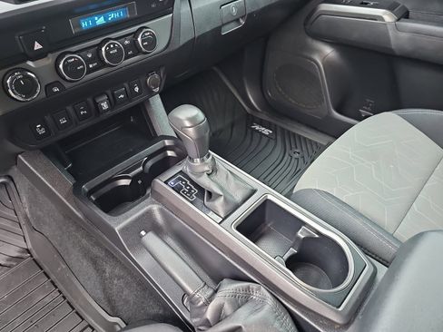 Used 2023 Toyota Tacoma TRD Off-Road w/ Technology Package image 26