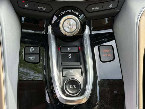 Certified 2025 Acura TLX w/ Technology Package FWD image 19