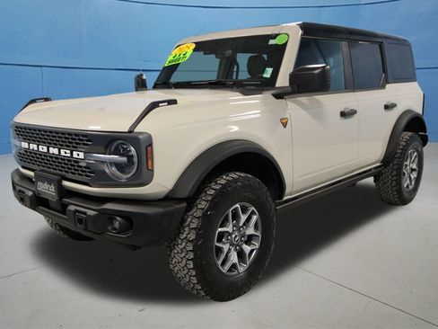 Used 2025 Ford Bronco Badlands AWD/4WD image 27