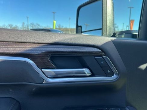 New 2026 Chevrolet Silverado 3500 LT w/ Convenience Package image 12