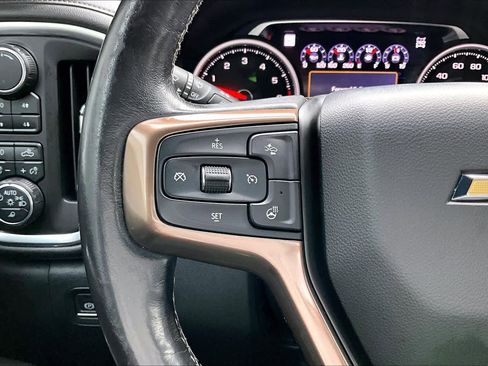 Used 2019 Chevrolet Silverado 1500 High Country w/ Technology Package image 23