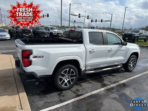 Used 2024 Chevrolet Colorado Z71 w/ Z71 Convenience Package 2 image 3