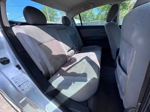 Used 2011 Nissan Sentra 2.0 SR FWD image 13