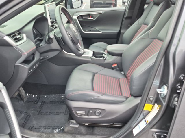 Certified 2021 Toyota RAV4 XSE w/ Weather Package AWD/4WD image 9