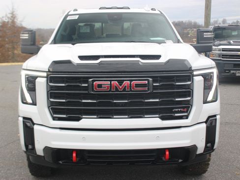 New 2026 GMC Sierra 2500 AT4 w/ AT4 Premium Plus Package image 2