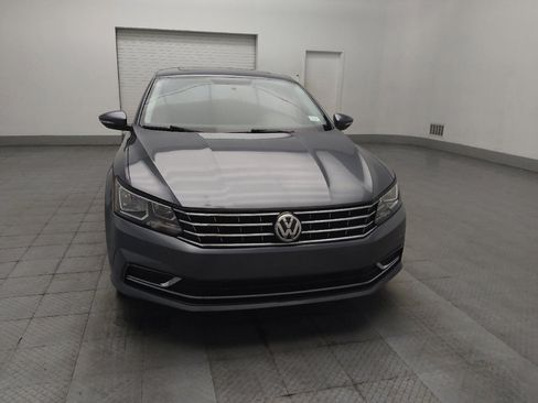 Used 2019 Volkswagen Passat Wolfsburg Edition FWD image 14