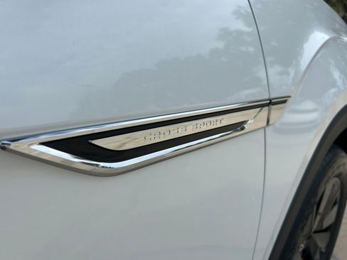 New 2026 Volkswagen Atlas Cross Sport SE FWD image 43