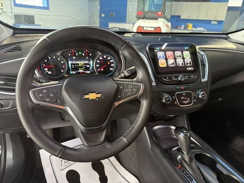 Used 2018 Chevrolet Malibu LT w/ Redline Edition FWD image 22