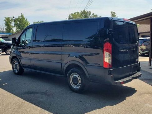 Used 2018 Ford Transit 150 130 Low Roof RWD image 4