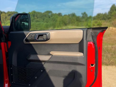 Used 2022 Ford Bronco Wildtrak image 22