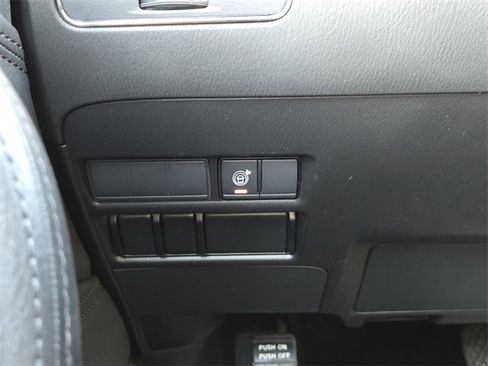 Used 2023 Nissan Armada SV image 23