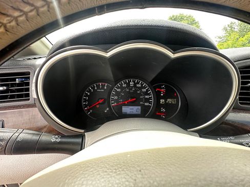 Used 2014 Nissan Quest SL FWD image 10