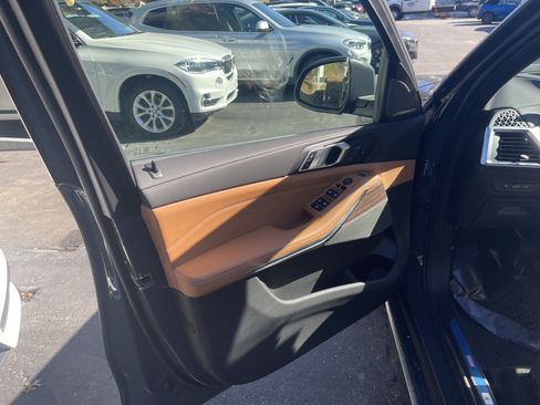 New 2026 BMW X5 xDrive40i AWD/4WD image 8