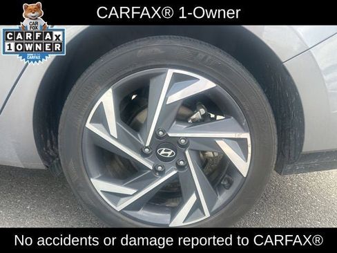 Used 2024 Hyundai Elantra Limited image 4