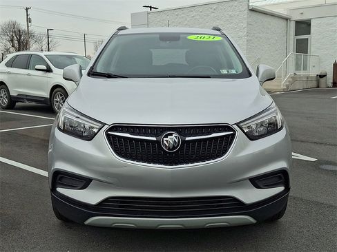 Used 2021 Buick Encore Preferred image 2