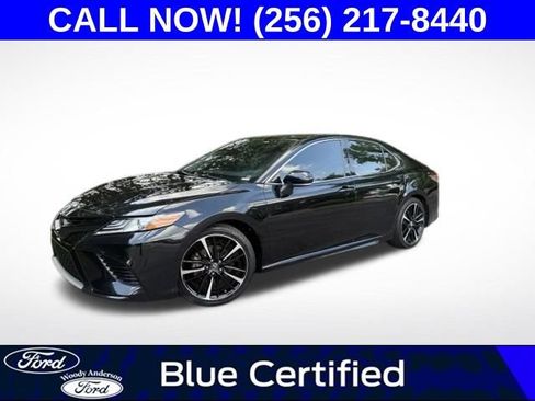 Used 2019 Toyota Camry XSE FWD image 1