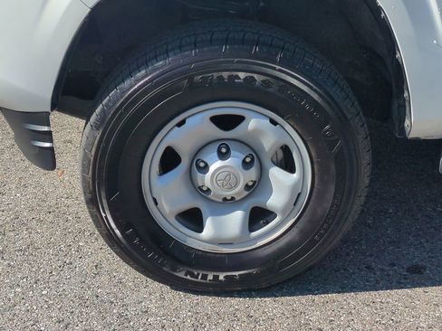 Certified 2023 Toyota Tacoma SR image 11