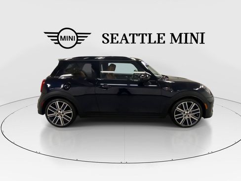 Used 2024 MINI Cooper S FWD image 13