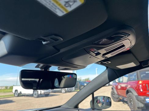 Used 2025 Subaru Outback Wilderness AWD/4WD image 70