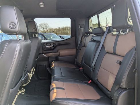 Used 2021 Chevrolet Silverado 1500 High Country w/ Technology Package AWD/4WD image 13
